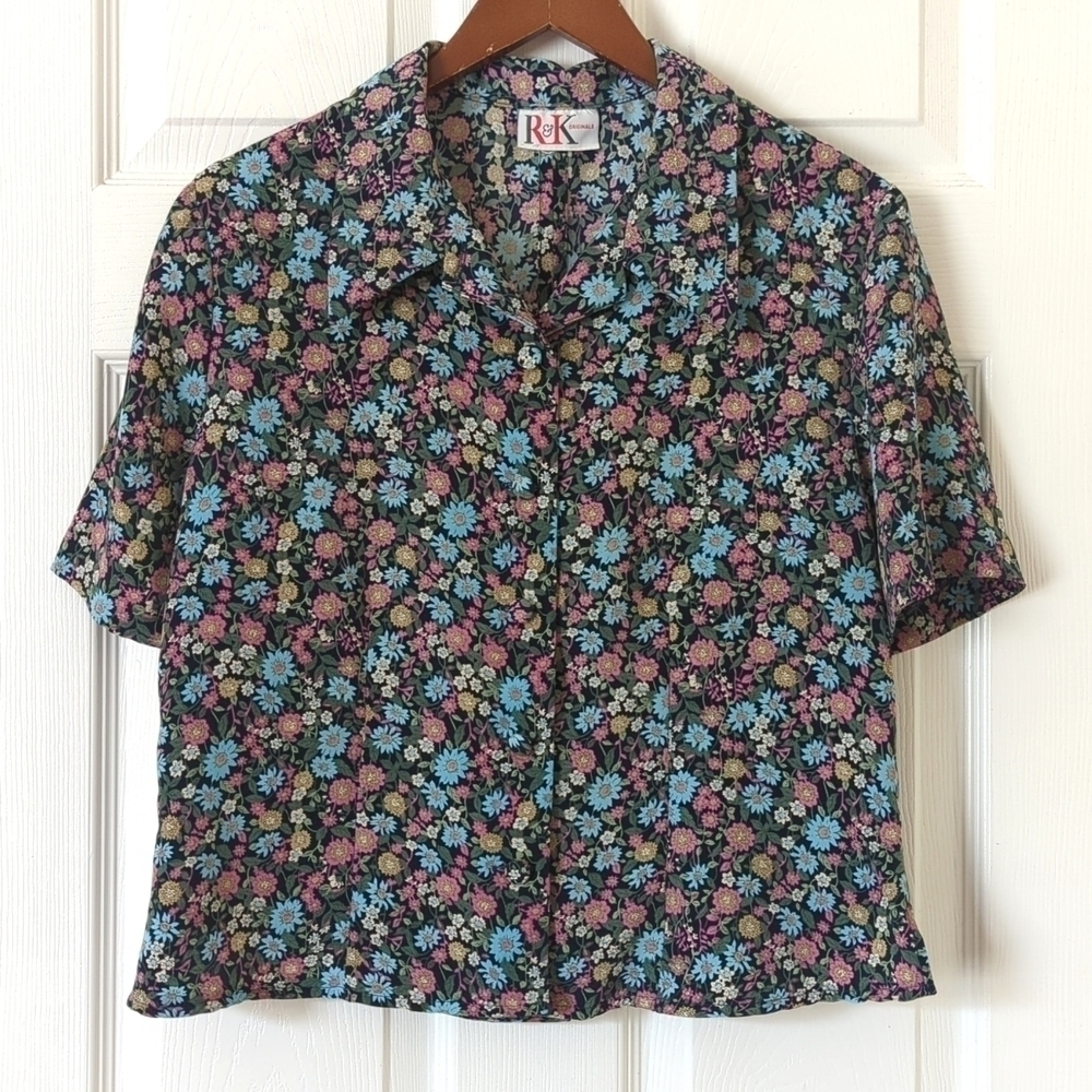 R&K Originals 90's Vintage Floral Short Sleeve Button Down Slit Back Blouse M